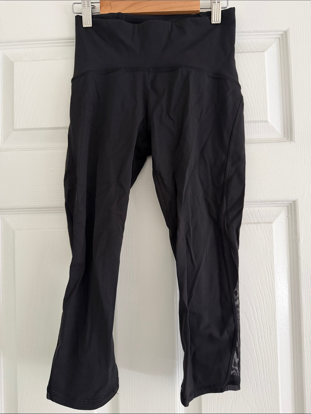 Lululemon High-Rise Black Women's Active Capri Pants